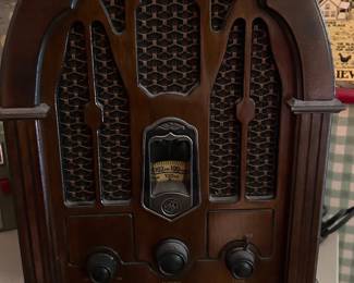 Vintage GE Radio, Not Tested