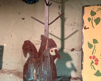 Iron Squirrel Corn Husk Holder