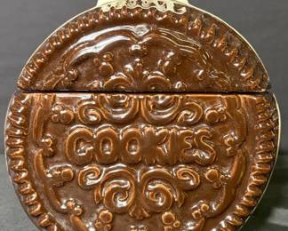 To BID on this item please go to Dothan CTBids  This ONLINE Estate Sale begins closing on Thursday, 4/30 @ 5:30!!  Don't forget to place your MAX PROXY BID & Let the CTBids System BID 4 YOU! PU is in Dothan!  Specific address will be provided to winning bidders on their invoices!! Sale ends 4/30 start'g @ 5:30 – Pick-up will be on SATURDAY 5/2....  Shipping is available on certain items at Buyers Cost.