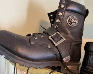 Punk boots 