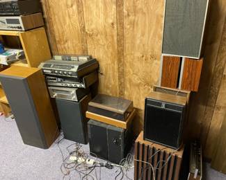 Speakers, turntables and stereos