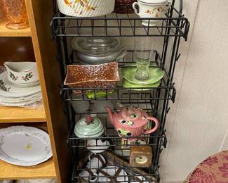 teapots, bakeware, picnic sets, Christmas glassware and china
