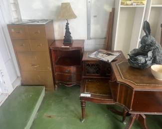 Metal storage cabinet