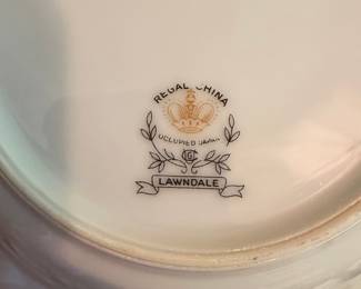 Regal China Lawndale Pattern Dinnerware Set