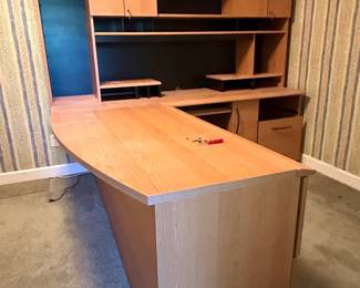 Bush Furniture Somerset 72W L Shaped Desk with Hutch