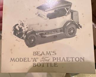 Beam's Model 'A' Ford Phaeton Bottle