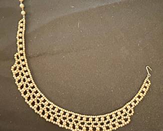 Vintage Pearl and Gold Tone Mesh Choker Necklace
