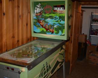 PIRATE PINBALL MACHINE