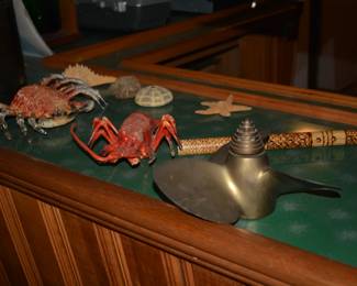 BOAT PROPELLER AND LOBSTER AND CRAB DECOR