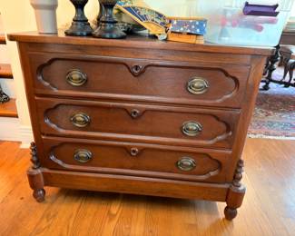 Antique Victorian Chest Drawers Dark Wood Carved Brass Pulls Turned Legs Furniture