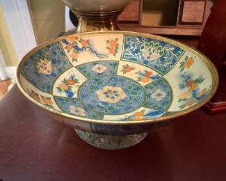 Large Asian Ceramic Bowl Colorful Floral Pattern Decorative Centerpiece Vintage