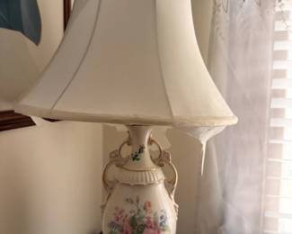 Ceramic Table Lamp Floral Design Cream Shade Traditional Bedroom Nightstand Light Vintage Decor
