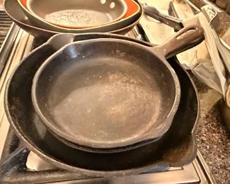 Cast Iron Skillets Vintage Cookware Lot