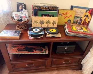 Vinyl Record Collection LP Albums 45s Pac-Man Fever Hazel Scott Vintage Music Records Lot