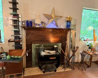 Of course I have gone through the house like a crazy lady and rest staged all the leftover stuff but I’m telling you, I can hear the echoes in this house now :-)