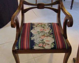 Mahogany Dining Set with Lyre Back Chairs sixth image