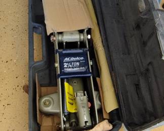 ACDelco or Ton Hydraulic Trolley Jack Model
