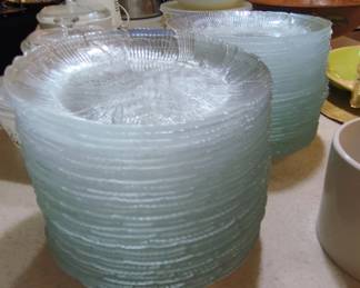 Arcoroc Canterbury Crocus Embossed Glass Salad Plates