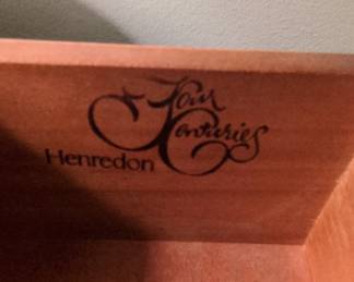 Henredon Four Centuries Nightstand third image