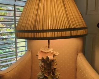 Victorian Cherub Porcelain Table Lamp, possibly Capodimonte style