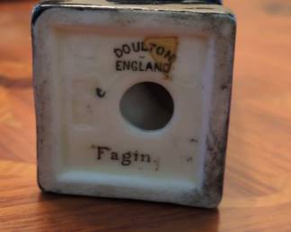 Doulton Fagin Figurine second image