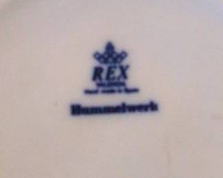 REX Valencia Boy with Duck Figurine third image