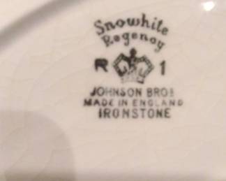 Johnson Brothers Snowhite Regency Swirl Ironstone Dinnerware Set sixth image