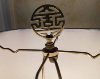 White Ceramic Urn Table Lamp with Embossed Grapevine Motif and Chinese Shou Finial third image