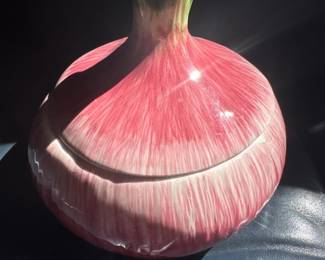 Vintage Fitz and Floyd French Market Red Onion Lidded Bowl
