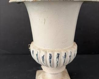 181 classicalcastirongardenurnplanterd