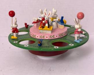 232 vintagemsrimports1982woodeneasterb