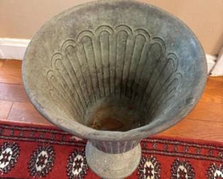 289 classicalflutedmetalurnplanter