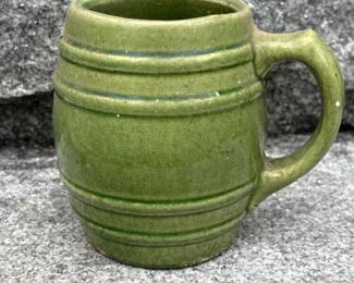 339 vintagepotterygreenglazedbarrelmug