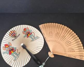 317 pairoffoldinghandheldfans