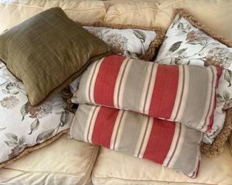 234 7decorativethrowpillowsfloralwithf