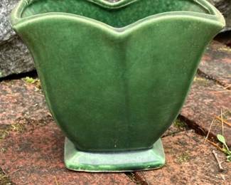 343 mccoygreenpotteryvase
