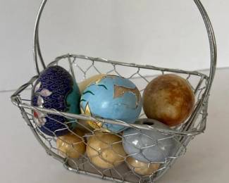 109 rusticwireeggbasketwithmixeddecora