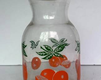 524 vintageglassjuicecarafewithplastic