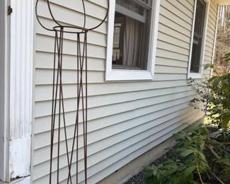 577 tall65metalgardenobelisktrellis