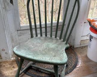 502 antiquebowbackwindsorgardenchair