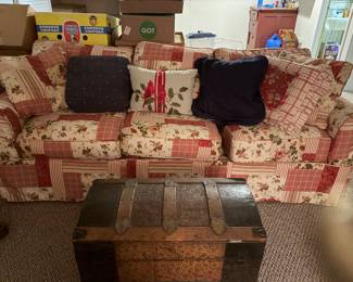 Nice Sofa and trunk