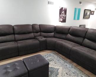 Sectional Reclining Sofa with Two Storage Ottomans second image