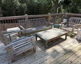 Smith  Hawken Teak Outdoor Furniture Set