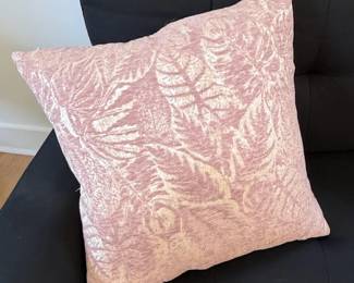 Pink Velvet Leaf Pattern Throw Pillow