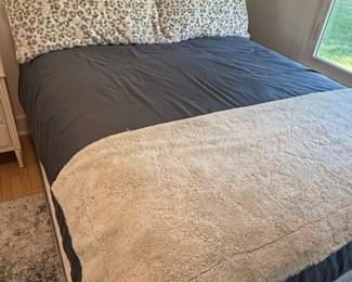 Upholstered Platform Bed Frame with Headboard