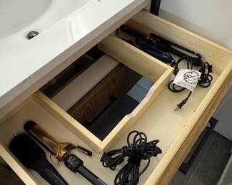 Modern Floating Double Bathroom Vanity with Quartz Countertop fourth image