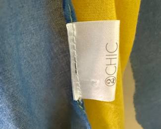 chic Abstract Print Scarf third image