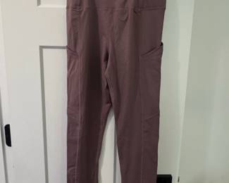 Athletic Leggings with Pockets