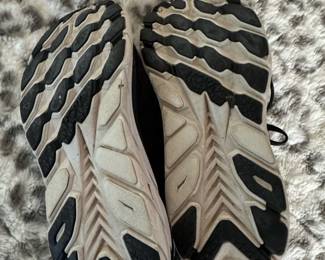 Hoka One One Clifton Running Shoes third image