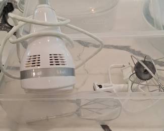 KitchenAid Ultra Power Speed Hand Mixer with Case and Attachments